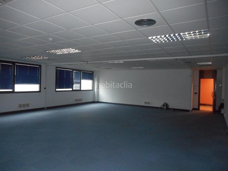 Foto 7b8b3b6c-3e61-425d-a76a-6af9c8d9fc77. Büro in avenida amaia 2 in Lamiako-Txopoeta Leioa