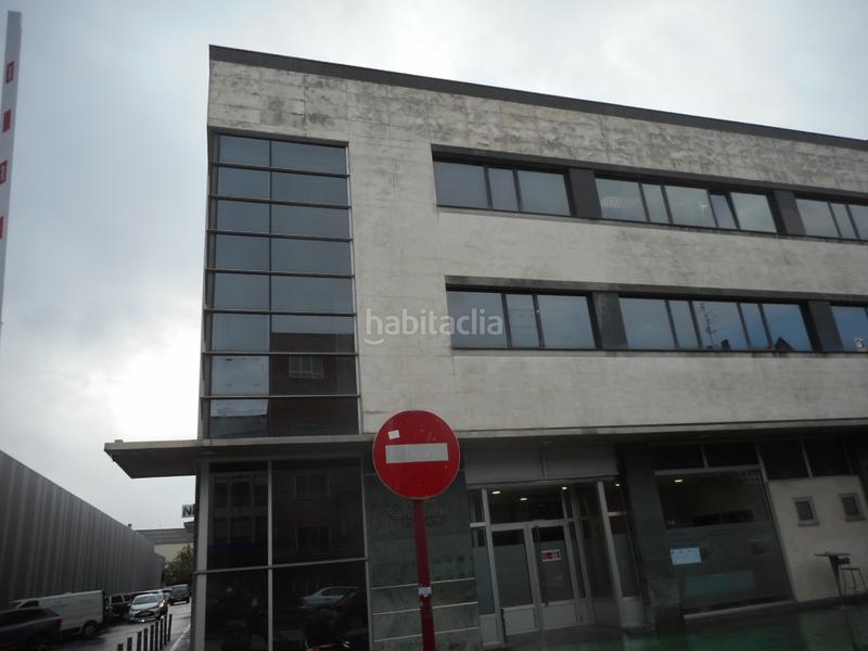 Foto f160f650-1bb9-4a06-a17d-4841eb68e70a. Büro in avenida amaia 2 in Lamiako-Txopoeta Leioa