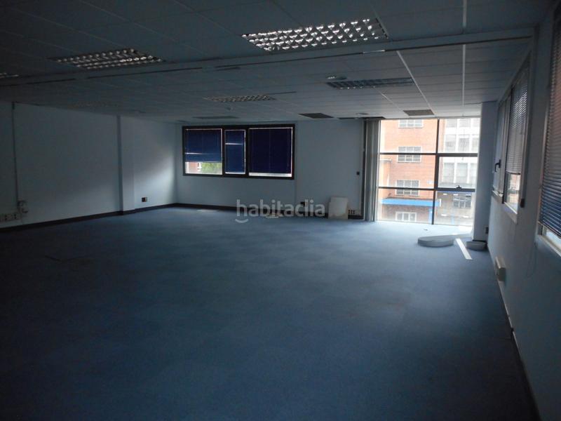 Foto f87f5027-b6ac-433a-8158-017adcea2678. Büro in avenida amaia 2 in Lamiako-Txopoeta Leioa