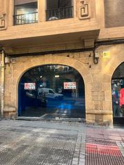 Lloguer Local Comercial a Bidearte kalea 6. Local en la zona más comercial de las arenas.