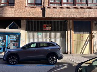 Local Comercial en Los Puentes Kalea 1