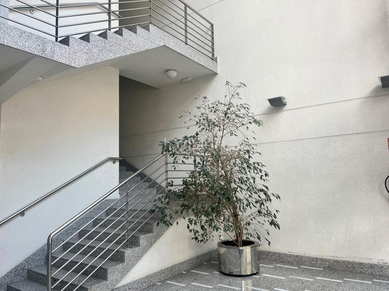 Foto 6fef8c41-f8a5-41b1-a6a6-1fa50e9e15b3. Miete büro in ribera de axpe etorbidea 11 in Erandio