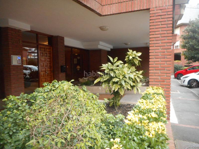 Foto 49a370d5-8576-47f7-ae2b-a156aa43ca67. Piso vivienda en urbanización privada céntrica en Getxo