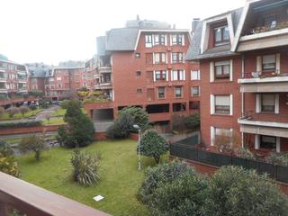 Pis  El pinar kalea. Vivienda en urbanización privada céntrica