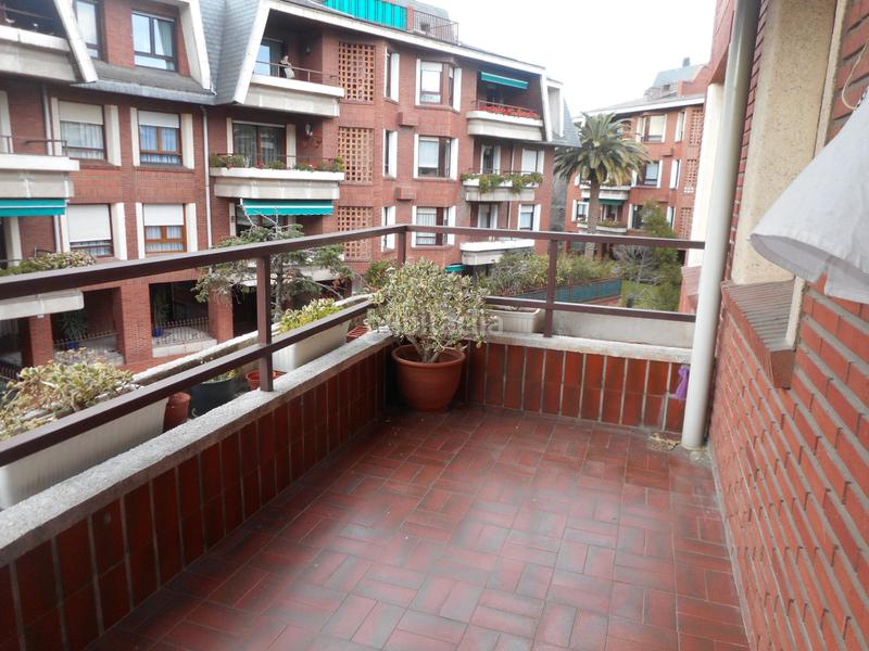Foto e83161af-ac21-4447-866e-3fa25d910983. Piso vivienda en urbanización privada céntrica en Getxo