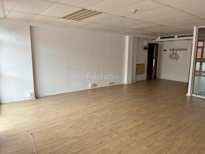 Foto f6c8c3bd-1179-464d-9465-aeab87649529. Miete büro in reina maría cristina kalea 10 in Las Arenas Getxo