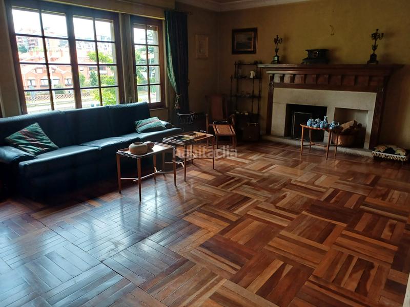 Foto 6faf77f8-ef36-48f5-8cba-d131cdededd3. Dúplex amb xemeneia calefacció aparcament a Artatza-Pinueta-Pinosolo Leioa