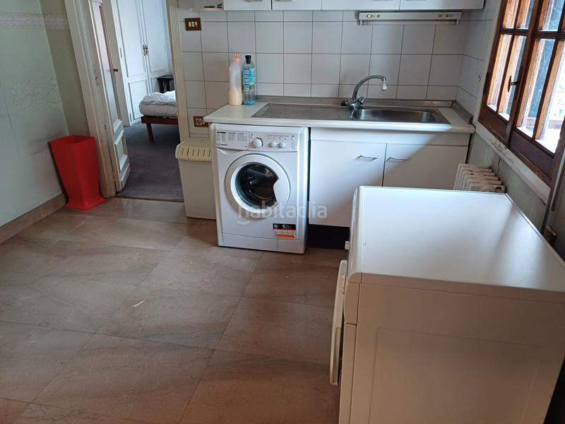 Foto bf161cbd-0104-4380-9e8a-55f618569d40. Dúplex amb xemeneia calefacció aparcament a Artatza-Pinueta-Pinosolo Leioa