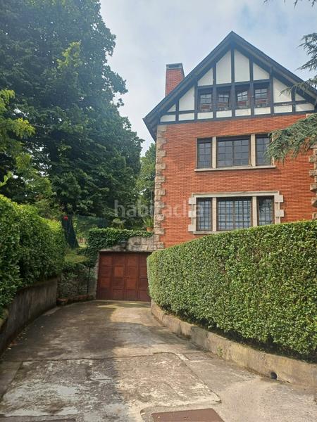 Foto d1e3affa-88c9-44f2-9fd4-cd1d2930e66d. Dúplex amb xemeneia calefacció aparcament a Artatza-Pinueta-Pinosolo Leioa