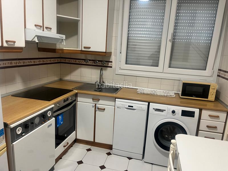 Foto 0f05b34a-d878-4fa5-b72e-ad37b0ef2d3e. Location attique avec chauffage dans Ametzola Bilbao