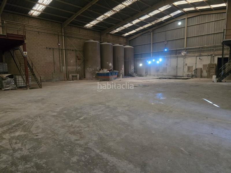 Foto 637b4b1c-db00-4744-ad65-af0f6b0f17e9. Capannone industriale in lugar 10f in Abanto y Ciérvana / Abanto Zierbena