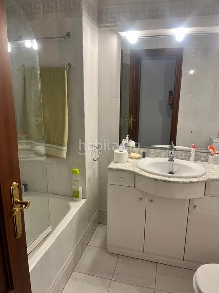 Foto d5636143-3452-4d37-994d-f09f4e6e2006. Appartamento con camino riscaldamento parcheggio in Leioa