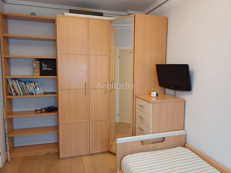 Foto 7d8e2b15-7d7f-4633-9c62-d9dbc62ef9fe. Rent flat with heating in Las Arenas Getxo