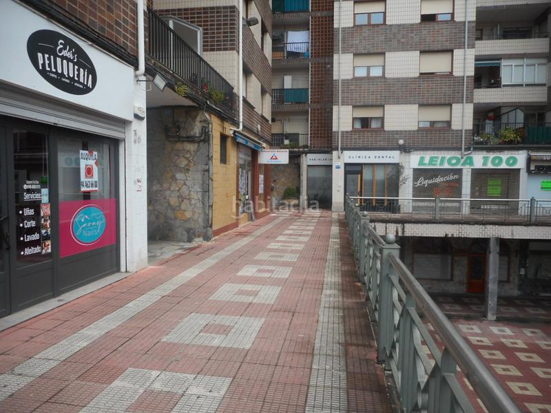 Foto b3876fe6-959e-4d84-ba6a-c76b24f22261. Miete geschäftsraum in avenida sabino arana etorbidea 88 in Leioa