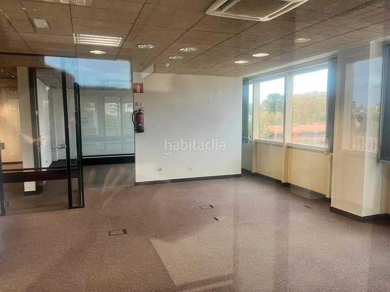 Foto 89634057-a2b2-4084-b8eb-fbd0c8db7891. Alquiler oficina en landabarri bidea 1 oficina en edificio moderno de la avanzada . en Leioa