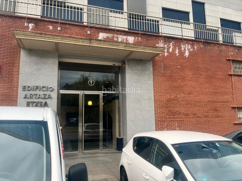Foto a2135af3-4ce2-4881-9c1d-2b1aaf8f49e3. Location bureau dans landabarri bidea 1 dans Artatza-Pinueta-Pinosolo Leioa