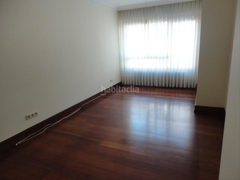 Foto 393ea732-d0a0-455a-a709-5c225e7588f1. Miete etagenwohnung mit heizung parking in Las Arenas Getxo