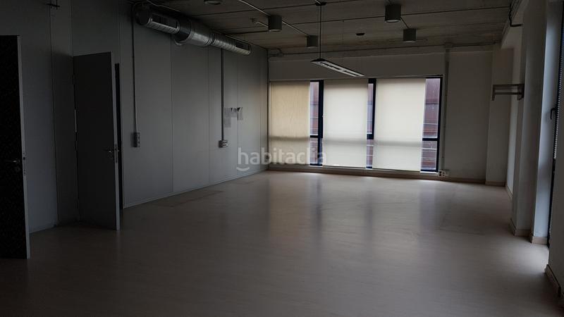 Foto dfb4640f-2fd1-4489-84eb-fba75946bc01. Miete fabrikhalle in ribera de axpe etorbidea 20 in Erandio