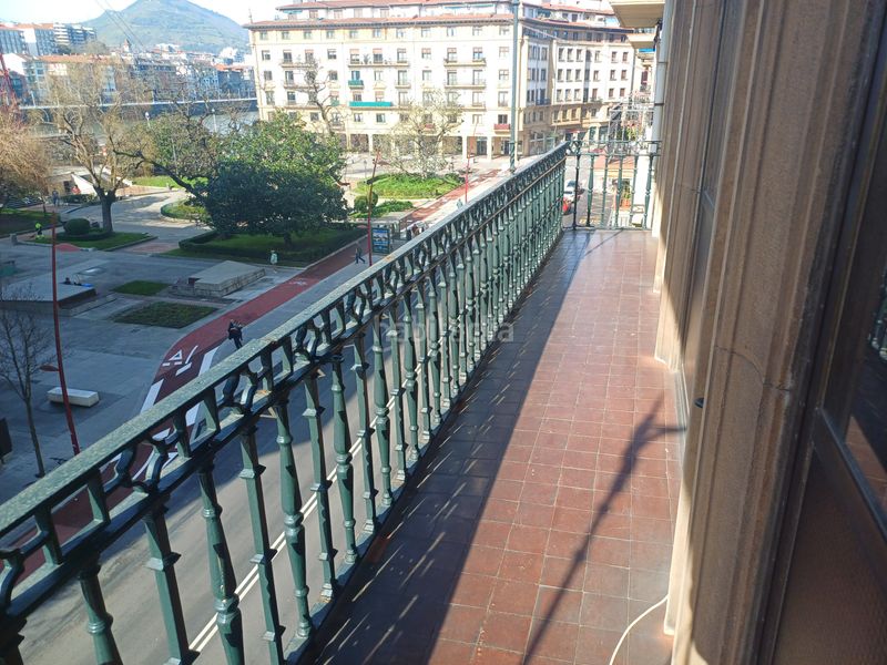 Foto 7688f74e-86e7-4069-b535-03cc4233754f. Piso en Las Arenas Getxo