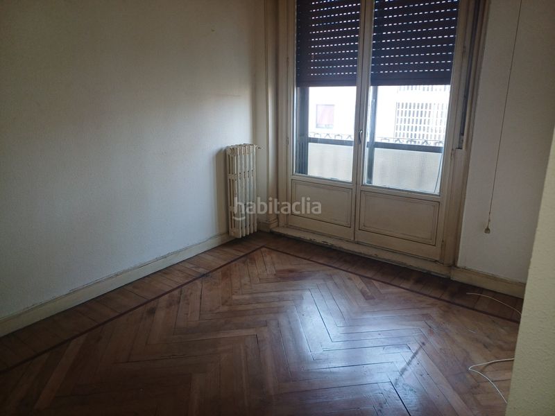 Foto a77b00df-1443-493e-8563-a81750578a30. Piso en Las Arenas Getxo