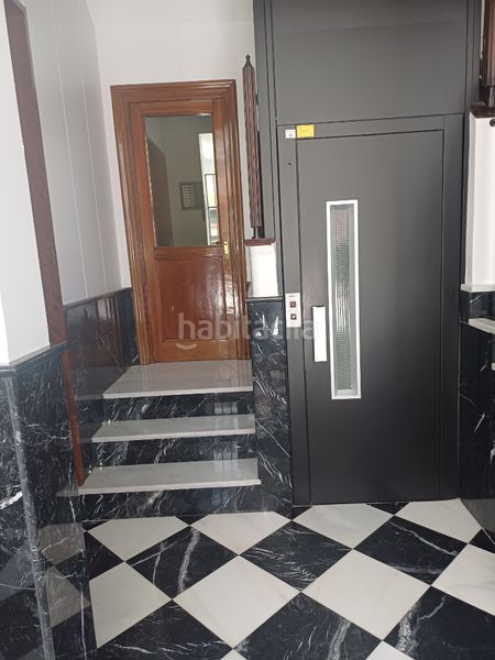 Foto cf2a10cc-9f5e-46de-900c-94986f03c0ab. Piso en Las Arenas Getxo