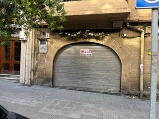Miete Geschäftsraum in Calle las mercedes kalea 22. Local en la zona más comercial de las arenas.