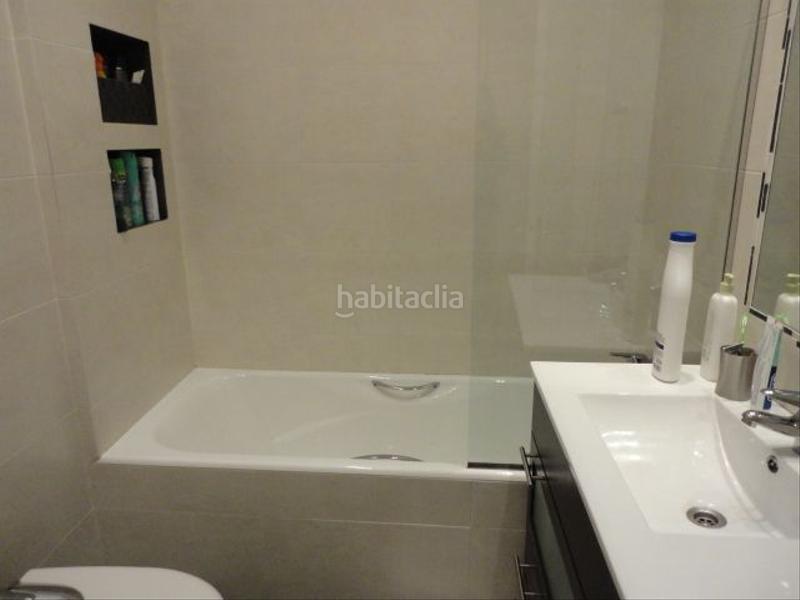 Foto 1fa8a3f1-4e40-42b5-9690-d17f1f937c2b. Appartamento con riscaldamento in Las Arenas Getxo
