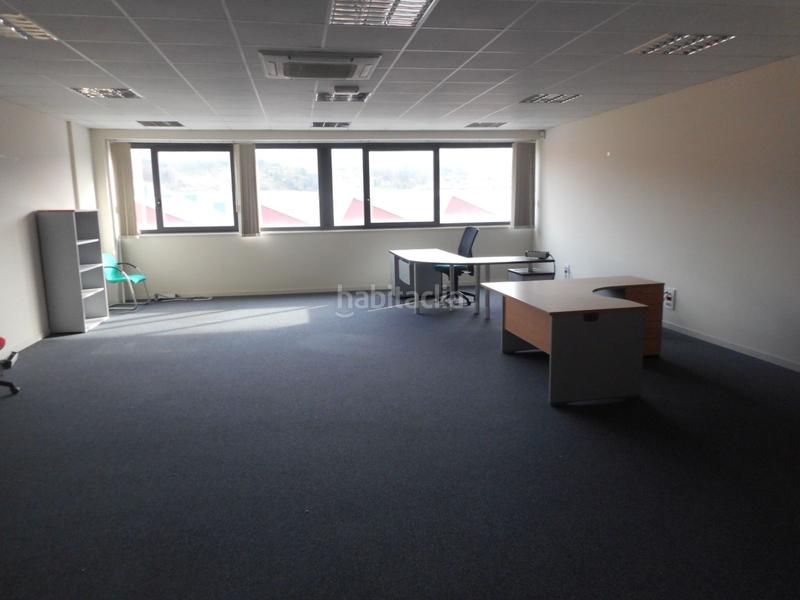 Foto 2f68576a-d78c-4dc4-ba47-7c9c24496eb8. Ufficio in josé luis goioaga etorbidea 30 in Erandio