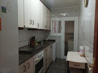 Pis a Carrer de vidal i ribas 4. Precio negociable piso a reformar con parking incluido  negociab