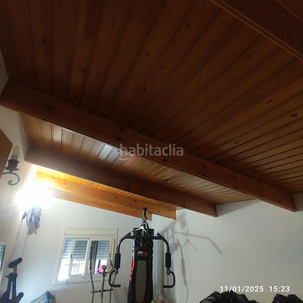 Foto 13373c9a-c63d-455a-8cbc-e28b82e0d5bc. Casa en avinguda de sentmenat 123 casa tipo duplex te espera para disfrutarla. en Polinyà