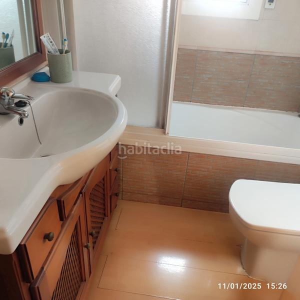 Foto e4a035cd-3755-4a12-ad70-2cc6edbe4eed. Casa en avinguda de sentmenat 123 casa tipo duplex te espera para disfrutarla. en Polinyà