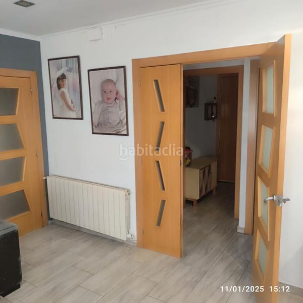 Foto f3cd4a66-b09a-406f-9852-9cf1384e30e0. Casa en avinguda de sentmenat 123 casa tipo duplex te espera para disfrutarla. en Polinyà