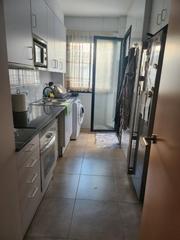 Appartement à Carrer de balmes 21. Oportunidad única, piso con 2 plazas de parking y trastero inclu