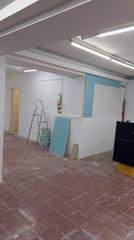 Affitto Locale commerciale in Carrer d'agramunt 9. Oportunidad local 65 m2 diafanos