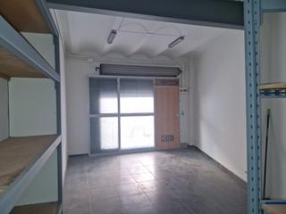 Lloguer Local Comercial a Carrer de sant joan de la creu 144. No apto para vivienda local en alquiler en sant crist badalona