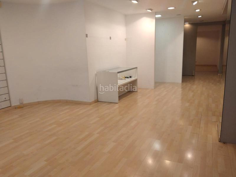 Foto f2fce621-70ad-4edd-a042-c5d9e936581e. Local comercial en carrer d'hurtado 33 excelente local en venta en calle hurtado en Barcelona