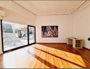 Lloguer Local Comercial a Carrer de santa marcel·lina 705. Local en alquiler perfecto para emprendedores