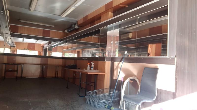 Foto eaba7bf3-710d-4108-9947-7adfe99832fd. Lloguer local comercial a avinguda de caldes de montbui 22 a Mollet del Vallès