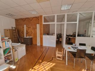 Local Comercial a Carrer de la Indústria 55