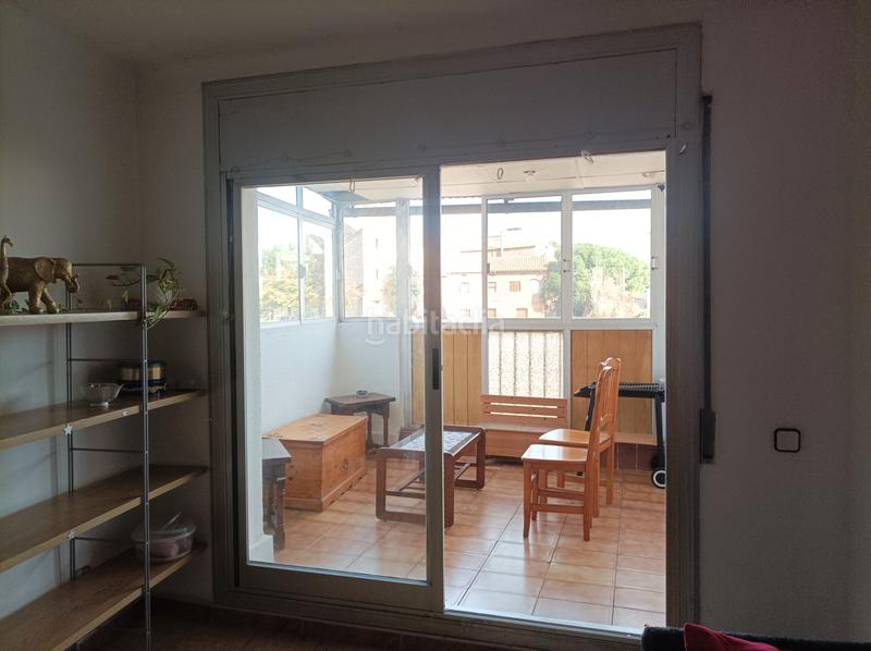 Foto 726a2d5f-36b9-4915-b1ab-02efff3d82ee. Appartement dans carrer de maragall 26 dans Ajuntament-Maragall Ripollet