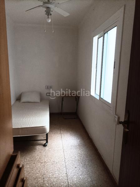 Foto cb79a5d1-f2a6-47ed-a1f6-c9eedec8c8e2. Appartement dans carrer de maragall 26 dans Ajuntament-Maragall Ripollet