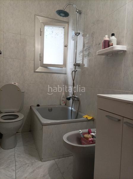 Foto f902d9cb-d9c8-43a2-8eb5-f9376ca34563. Appartement dans carrer de maragall 26 dans Ajuntament-Maragall Ripollet