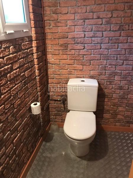 Foto 02e044d8-869d-4b1c-abc4-15ca9e39c74c. Alquiler local comercial en carrer de brujas 97 local oficina dos plantas en perfecto estado en Sabadell