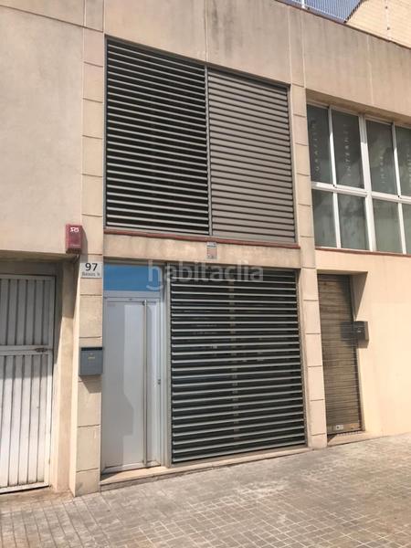 Foto e6303f69-bdd1-4de1-875c-449bfc78e4cd. Location local commercial dans carrer de brujas 97 dans Sabadell