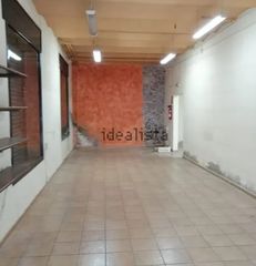 Miete Geschäftsraum in Carrer de berenguer iii 1. Local esquinero 247 m2 en mollet.