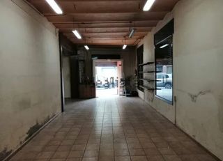 Lloguer Local Comercial a Carrer de berenguer iii 1. Local esquinero 247 m2 en mollet.