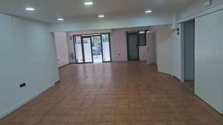 Locale commerciale in Carrer del General Palafox 31