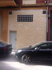 Local Comercial a Calle Basilio Armendáriz