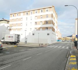 Pis  Travesía ave maría. Vivienda en venta con contrato de arrendamiento en vigor.