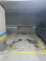 Miete Autoparkplatz  Calle de artica. Amplia plaza de garaje cerca de marcelo celayeta